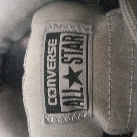 Chuck Taylor Padded Converse All stars 8.5 size shoes - Picture 8 of 15